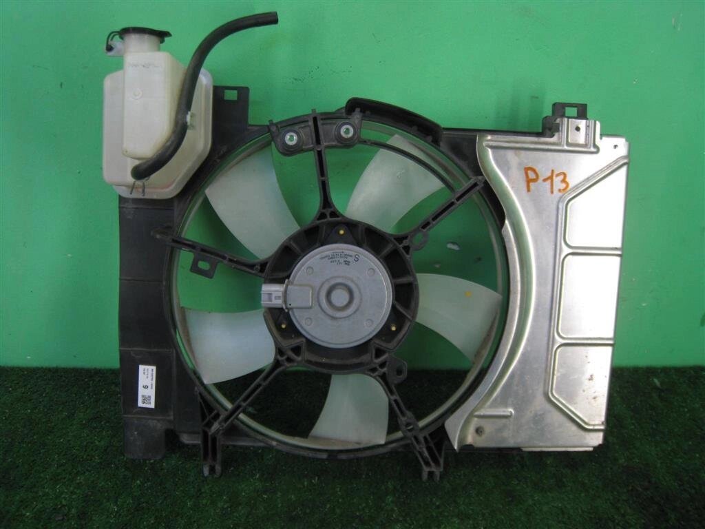 Вентилятор охлаждения ДВС для Toyota Yaris P13 163600Y040 от компании Авторазбор Моторист-НН - фото 1
