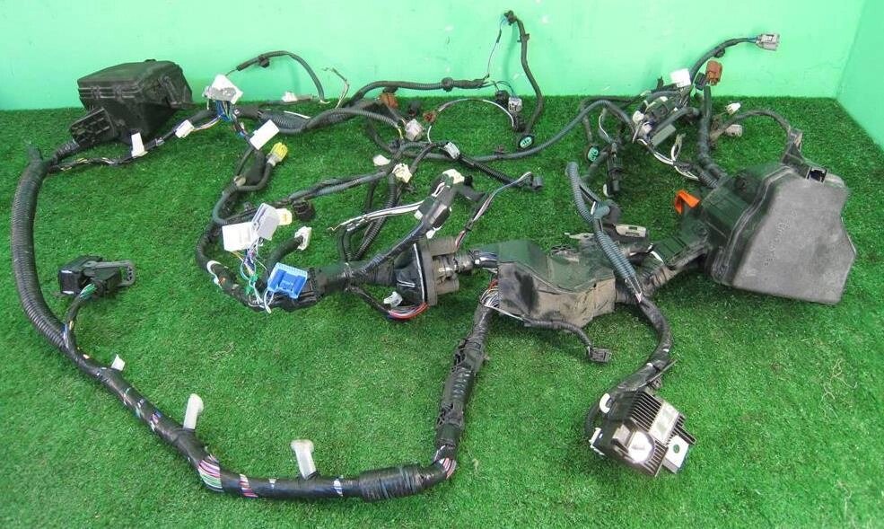Жгут проводки моторного отсека для Toyota Yaris P13 821110UG70 от компании Авторазбор Моторист-НН - фото 1