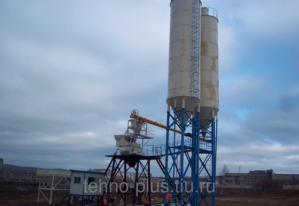 Бетонный завод (БРУ, БСУ) HZS35 от компании ООО "ЗУБР" - фото 1