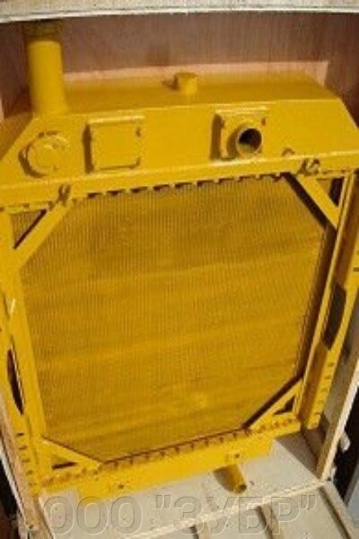 Водяной радиатор в сборе 0Т42100 Радиатор SD7 от компании ООО "ЗУБР" - фото 1