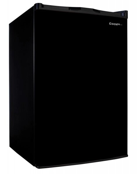 Шкаф барный холодильный Cooleq TBC-145S (черный с глухой дверью) от компании ООО «ФудПром» - фото 1
