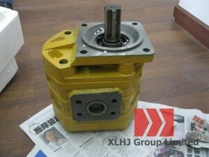 9F20-592600, Насос шестеренчатый P7600-F100 Foton FL958G