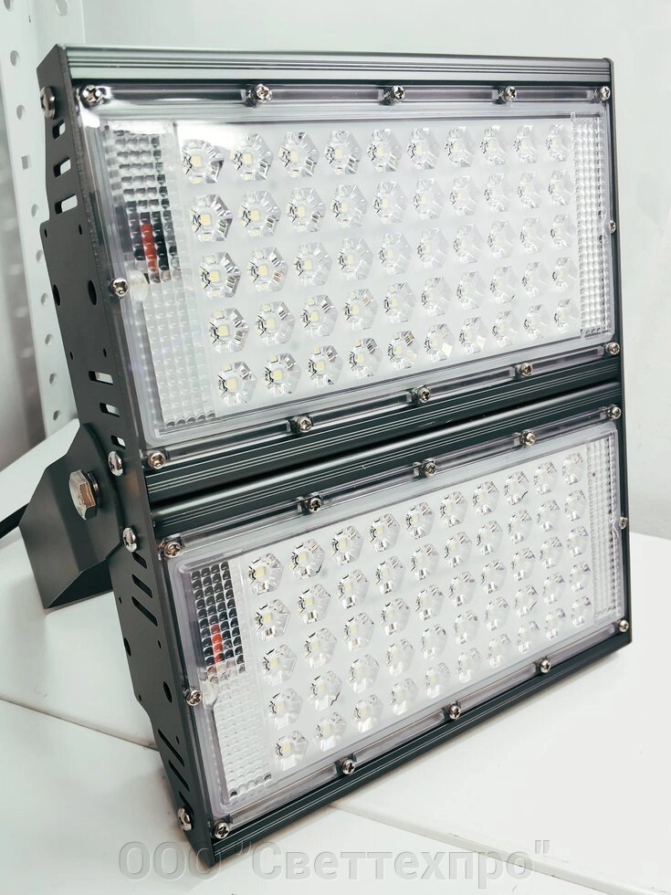 Модульный прожектор 2-модуля P100w DDS от компании ООО "Светтехпро" - фото 1