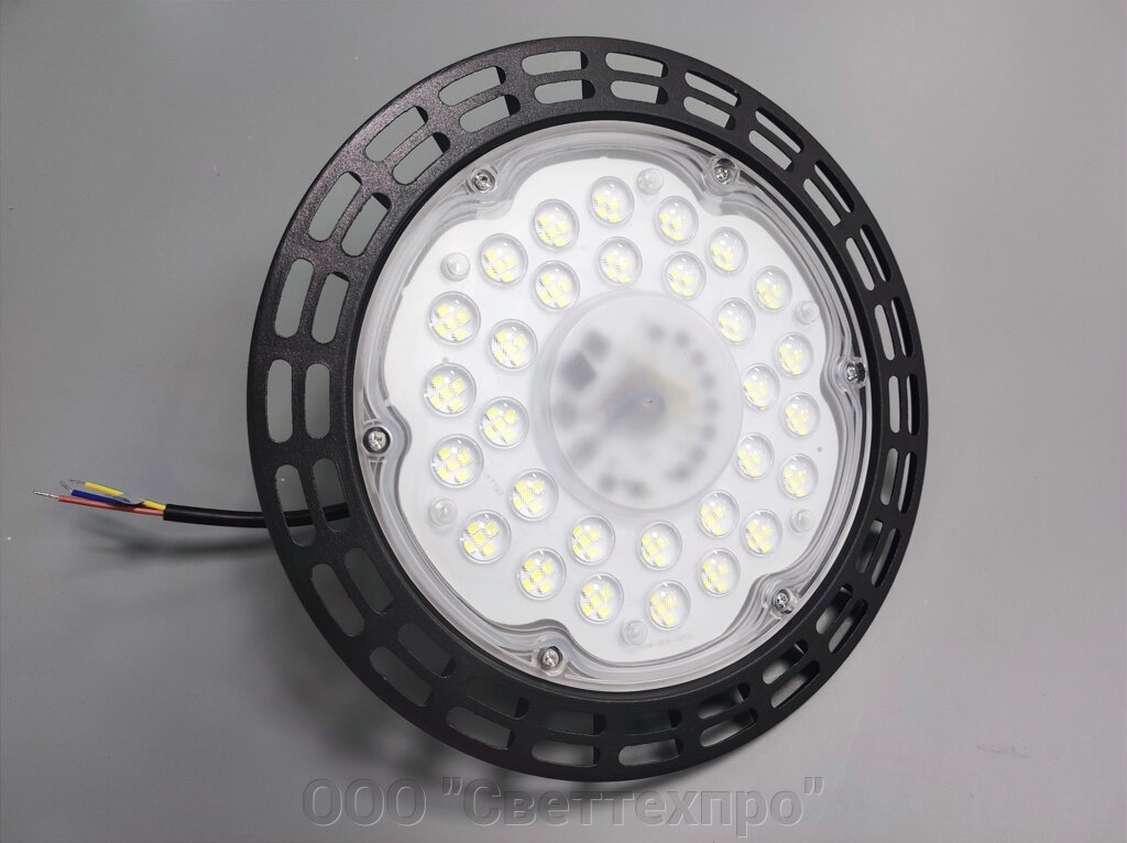 Промышленный светильник UFO 100W от компании ООО "Светтехпро" - фото 1