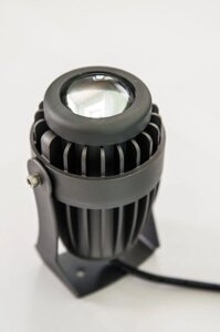 Светодиодный прожектор Линза 10 Вт 5°