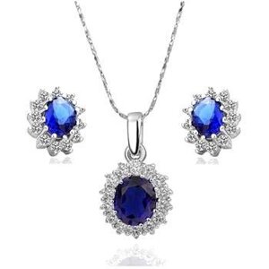 Комплект с кристаллами Swarovski "Герцогиня. Сапфир" : подвеска на цепочке + серьги