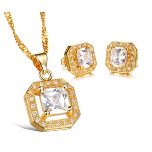 Комплект с кристаллами Swarovski Диана в Санкт-Петербурге от компании Интернет-Магазин "Максимум"