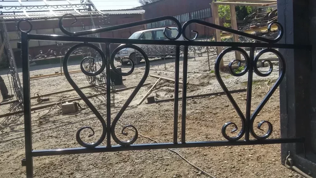 Оградка на кладбище: как выбрать и где заказать - фото pic_0d34ca922cdc9a4d7c1c88efbf01244d_1920x9000_1.webp