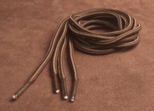 Шнурки круглые 2-х цветные "полоска" 4мм 120см темно-коричнево-черный