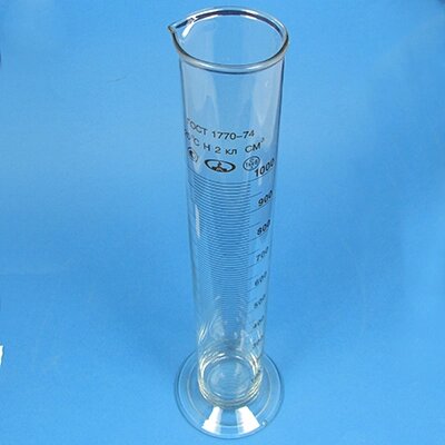 Цилиндр 1-1000-2 с носиком на стеклянном основании от компании ООО "АССЕРВИС" лабораторное оборудование и весы по низким ценам. - фото 1