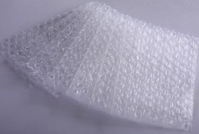 Пакеты из пузырчатой пленки 10х10 (1400шт в уп) 50мкм от компании LexxpacK - Магазин Упаковки - фото 1
