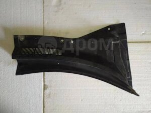 Жабо правое 668628H900 Nissan X-Trail (T30) Ниссан Икс Трейл (Т30)