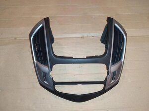 Накладка торедо Chevrolet Cruze J300 Шевролет Круз 2012
