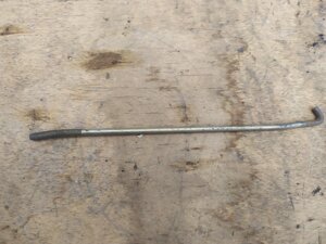 Крепление аккумулятора MR465831 Mitsubishi Lancer 9 Митсубиси Лансер 9