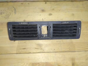 Дефлектор центральный 1U0820951 Skoda Octavia TOUR A4 Шкода Октавия (1U2)