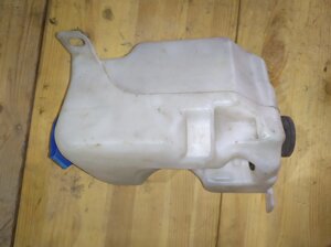 Бачок омывателя лобового стекла 1J0955453B Skoda Octavia TOUR A4 Шкода Октавия (1U2)