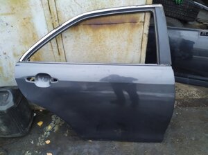 Дверь задняя правая Toyota Camry 40 Тойота Камри 40