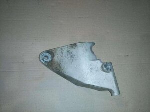 Кронштейн генератора 96352142 Chevrolet Cruze J300 механ. Шевролет Круз