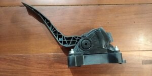 Педаль газа 18002EA000 Nissan Navara D40 Ниссан Навара Д40
