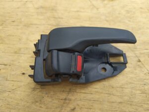 Ручка внутренняя двери передней правой MR627181 Mitsubishi Lancer 9 Митсубиси Лансер 9