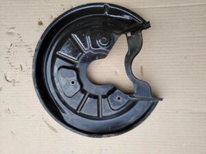 Пыльник тормозного диска задний левый 1K0615611AB Volkswagen Jetta 5 Фольксваген Джетта 5