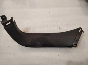 Обшивка двери багажника правая 817412Y000 Hyundai ix35 Хендай АйИкс 35
