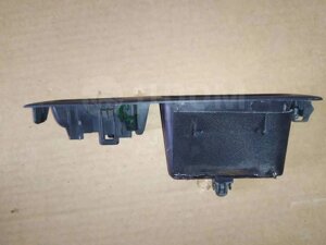 Накладка кнопки стеклоподъемника задняя правая 82950JD000 Nissan Qashqai J10 Ниссан Кашкай