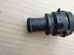 Фланец охлаждающей жидкости 3B0122291B Volkswagen Jetta 5 Фольксваген Джетта 5