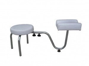 Подставка для ног со стулом мастера Silver Fox