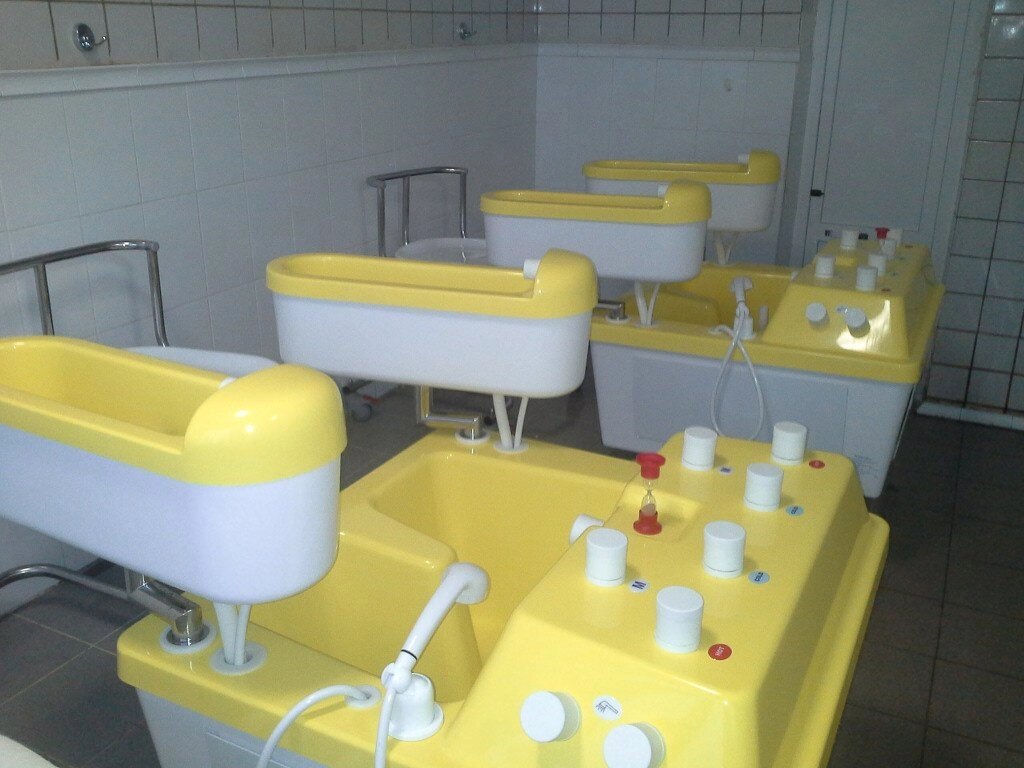 Специальная фурнитура для агрессивной воды для камерных ванн - доставка