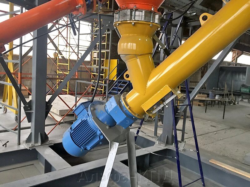 Двигатель шнека для бетонного завода от компании Альфа-КПД - фото 1