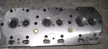 Головка блока цилиндров для двигателя ЯМЗ-236 нового образца Автодизель 236-1003013-ж3 - сравнение