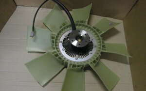 Вентилятор с муфтой для двигателей ЯМЗ-650 D-680 mm Автодизель 650-1308010