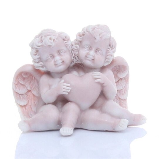 Ангелочки сидящие с сердечком от компании Магазин сувениров и подарков "Особый Случай" в Челябинске - фото 1