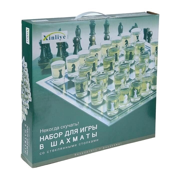 Игра "Пьяные шахматы", 32 стопки, поле 35х35 см, микс от компании Магазин сувениров и подарков "Особый Случай" в Челябинске - фото 1