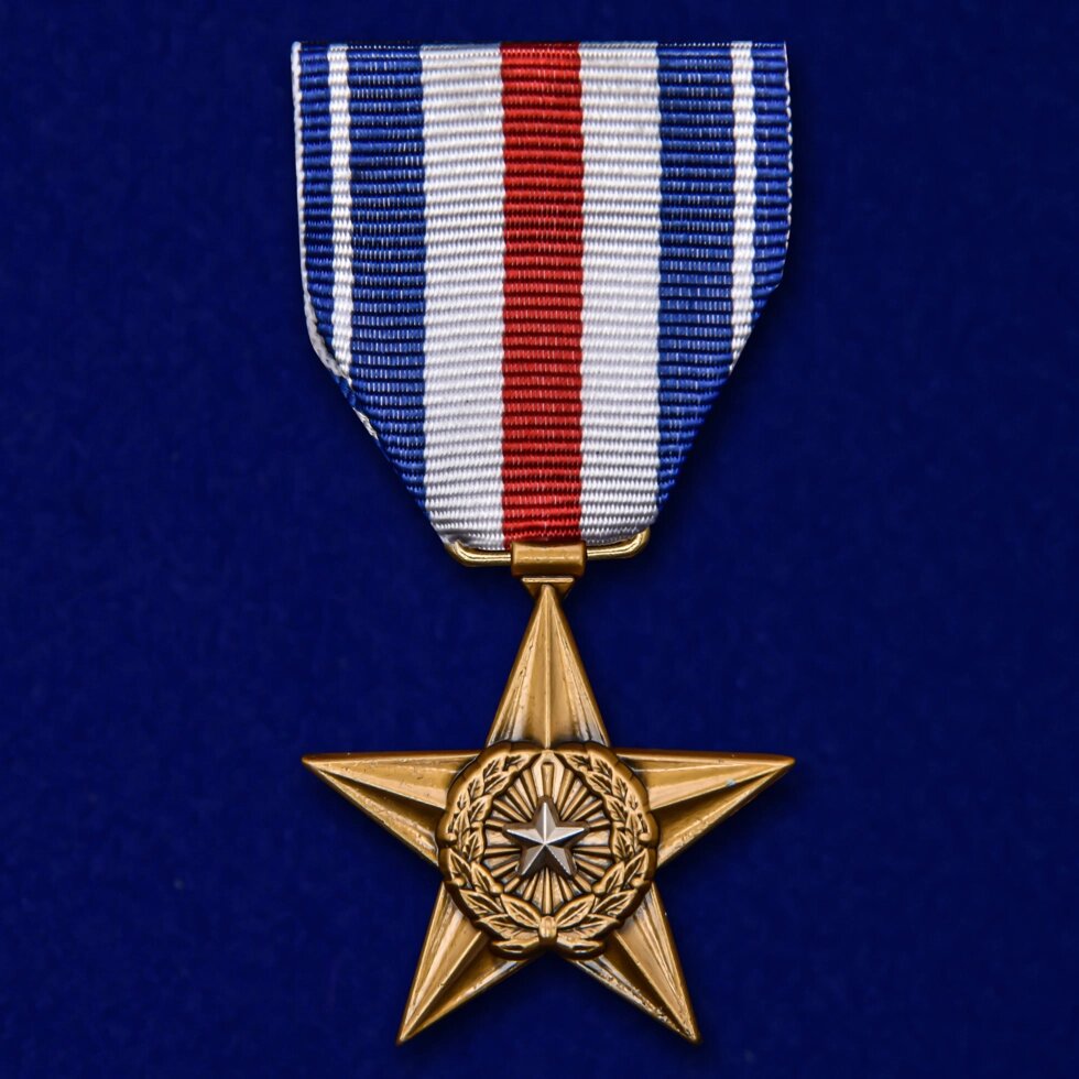 Медаль "Серебряная звезда" (США) от компании Магазин сувениров и подарков "Особый Случай" в Челябинске - фото 1