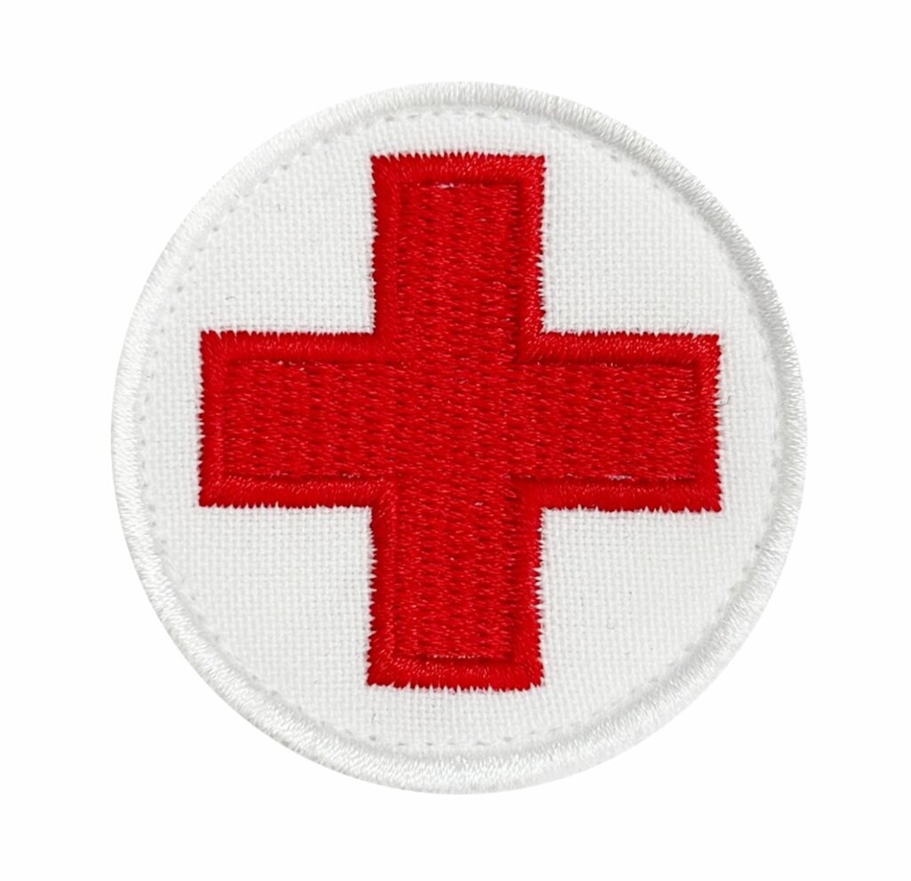 Медицинский шеврон "Красный крест" 5x5 см от компании Магазин сувениров и подарков "Особый Случай" в Челябинске - фото 1
