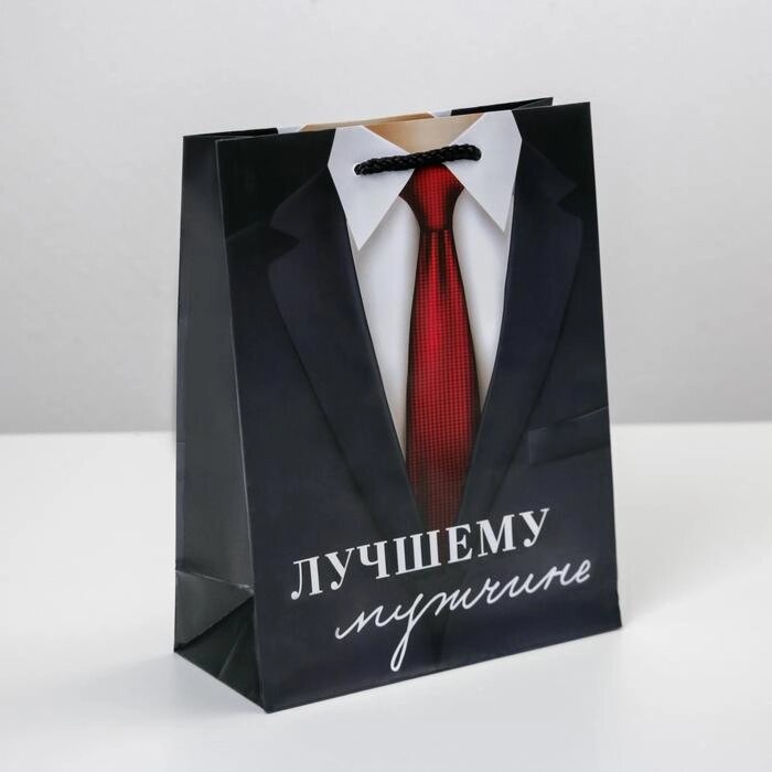 Пакет ламинированный «Лучшему мужчине», ML 23х27х8 см от компании Магазин сувениров и подарков "Особый Случай" в Челябинске - фото 1