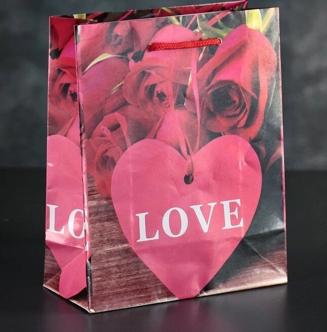 Пакет ламинированный "Любовь" 18 х 23 х 8,5 см от компании Магазин сувениров и подарков "Особый Случай" в Челябинске - фото 1