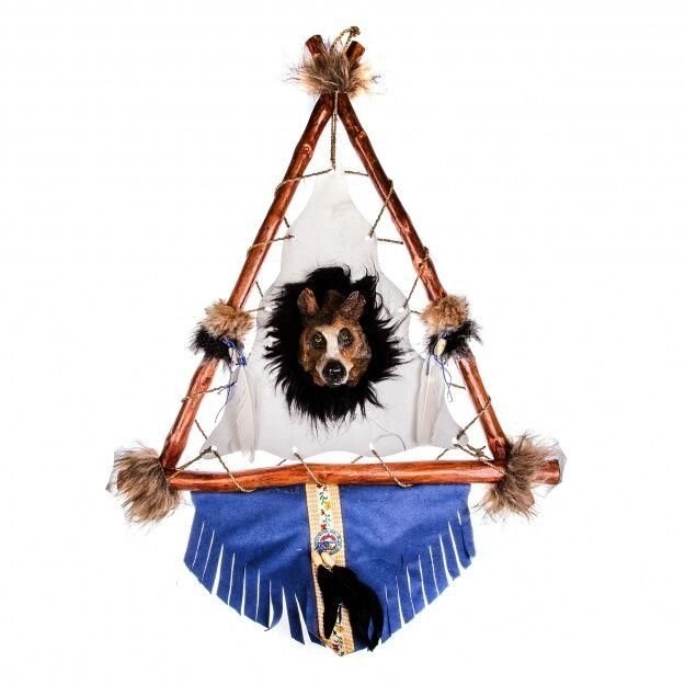 Панно треугольное Волк 50x 60 см.(дерево, ткань) от компании Магазин сувениров и подарков "Особый Случай" в Челябинске - фото 1