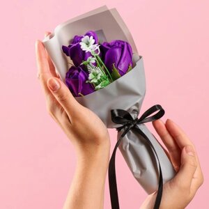 Букет мыльных роз, фиолетовые в Челябинской области от компании Магазин сувениров и подарков "Особый Случай"