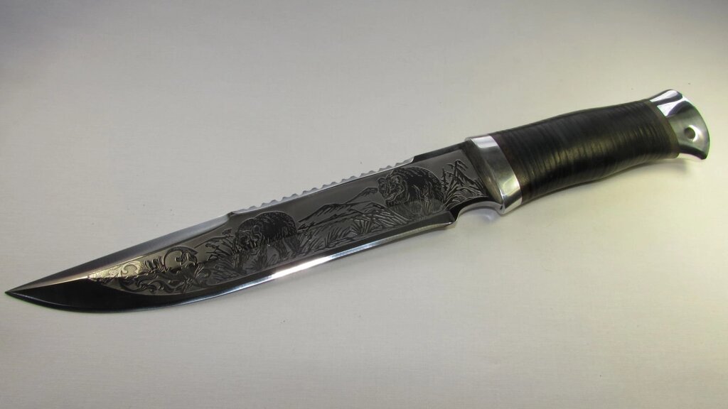 Нож кованый НС-05 Охота (40Х10С2М) гравировка, алюминиевые вставки (Златоуст) - сравнение