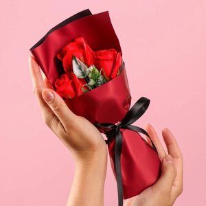 Букет мыльных роз, красные в Челябинской области от компании Магазин сувениров и подарков "Особый Случай"