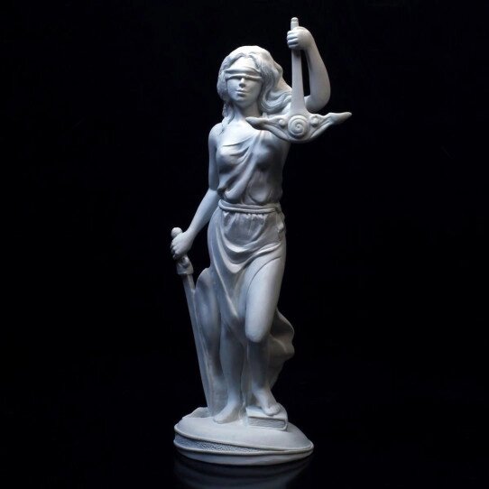 Статуэтка Фемида - богиня правосудия от компании Магазин сувениров и подарков "Особый Случай" в Челябинске - фото 1