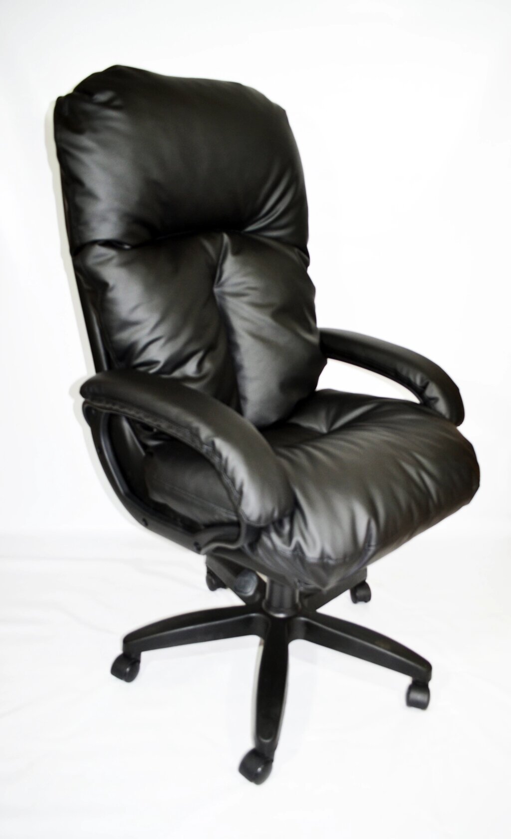 Компьютерное кресло для больших людей КР-27Ц до 130 кг от компании Ассорти Мебель для ВСЕХ - фото 1