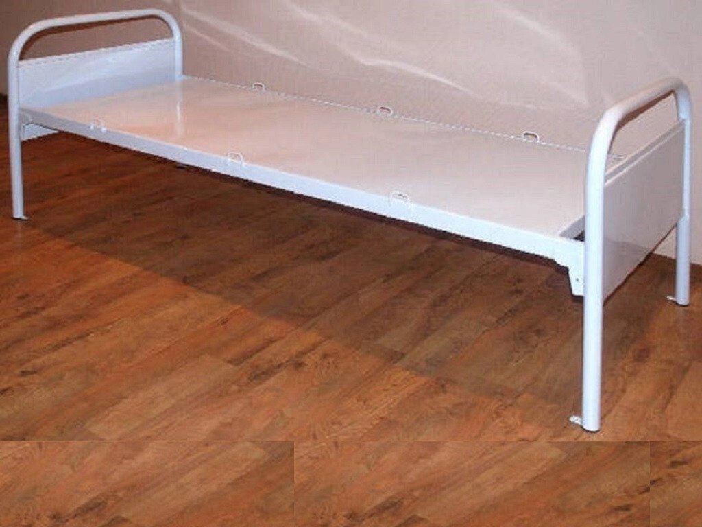 Кровать для спец. учреждений с креплениями к полу и для ремней К.16 от компании Ассорти Мебель для ВСЕХ - фото 1