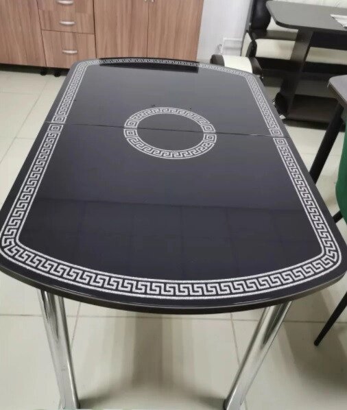 Кухонный стол раскладной Версаль /опоры прямые черный/серебро от компании Ассорти Мебель для ВСЕХ - фото 1