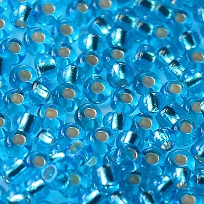 Бисер Чехия, №10, 50г (голубой внутреннее серебрение ) от компании Магазин ШвейМаг - фото 1