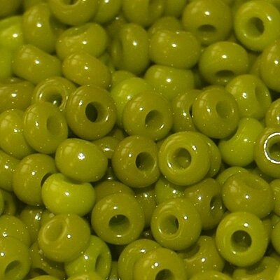 Бисер Чехия, №10, 50г (зеленый перламутровый) от компании Магазин ШвейМаг - фото 1