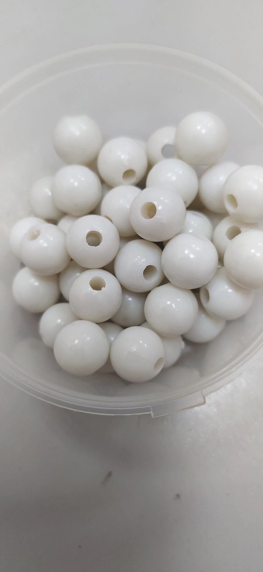 Бусины пластиковые перламутровые d-10мм,100гр (белые матовые) от компании Магазин ШвейМаг - фото 1